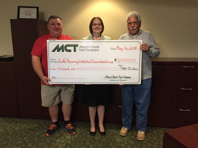 Bank Donates To Watershed Preservation Group LVB