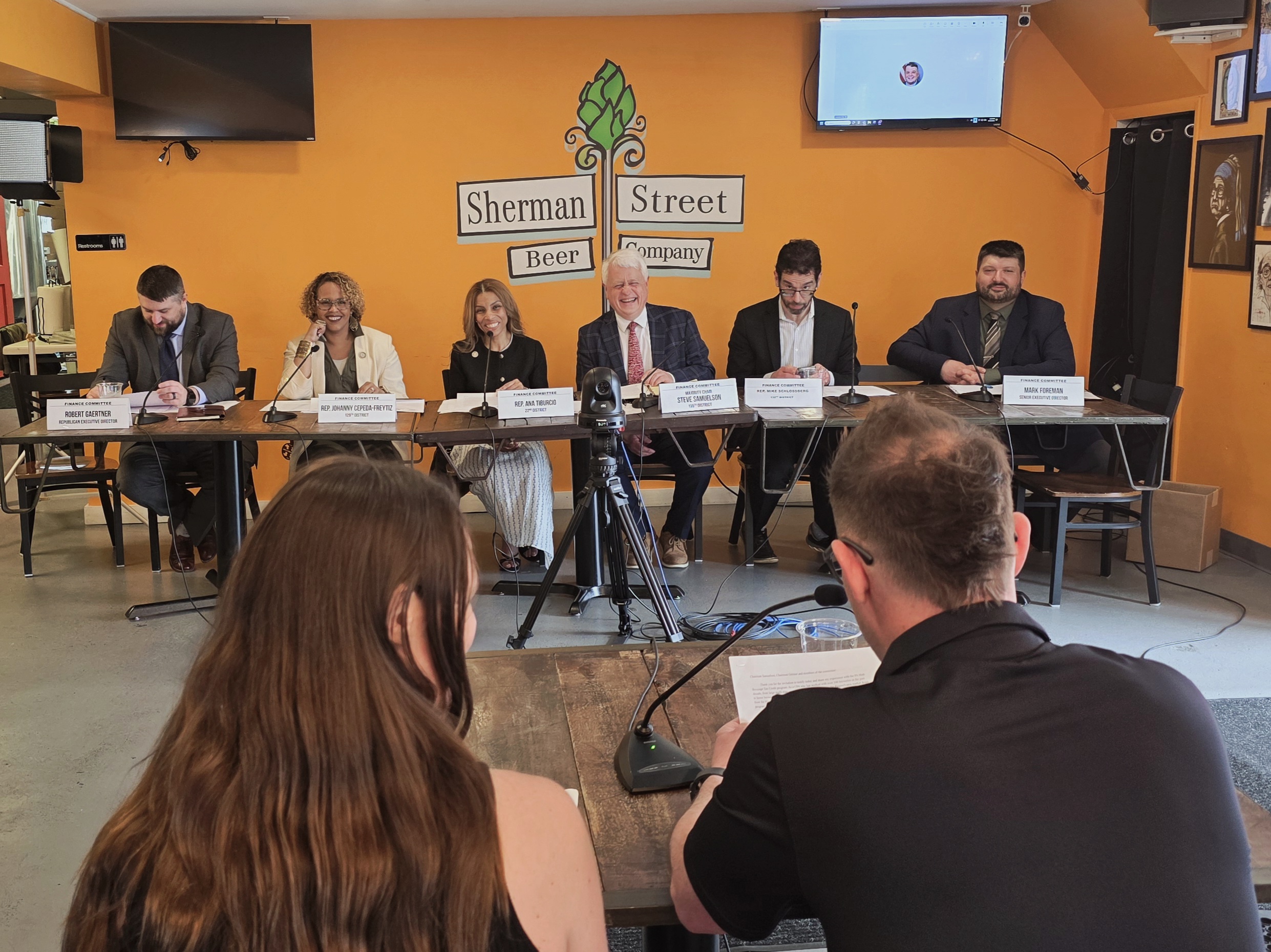 State reps talk tax credits at Sherman Street Beer Company